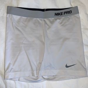 White Nike Pro Spandex